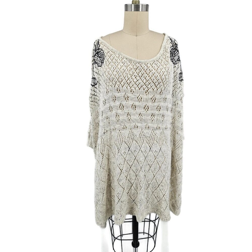 Anthropologie Knitted Knotted Embroidered Launa Poncho Womens M/L Oversized